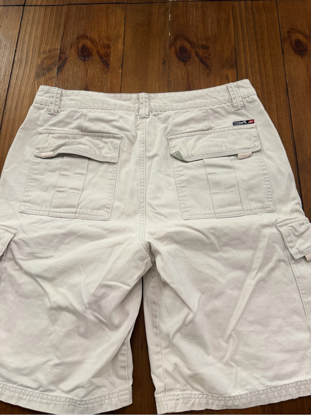 Quiksilver Men's Khaki Cargo Shorts - Picture 2 of 4